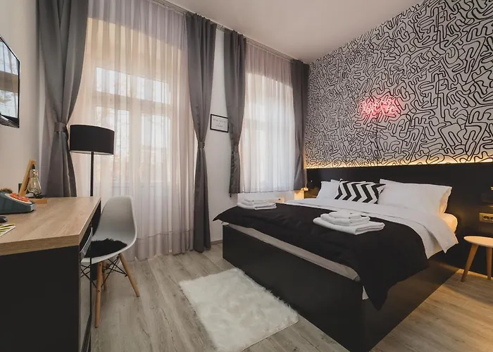 صورة Hotel Marienplatz بودغوريتْسا